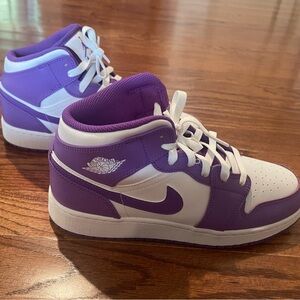 Nike High-Top Sneakers in Purple and White